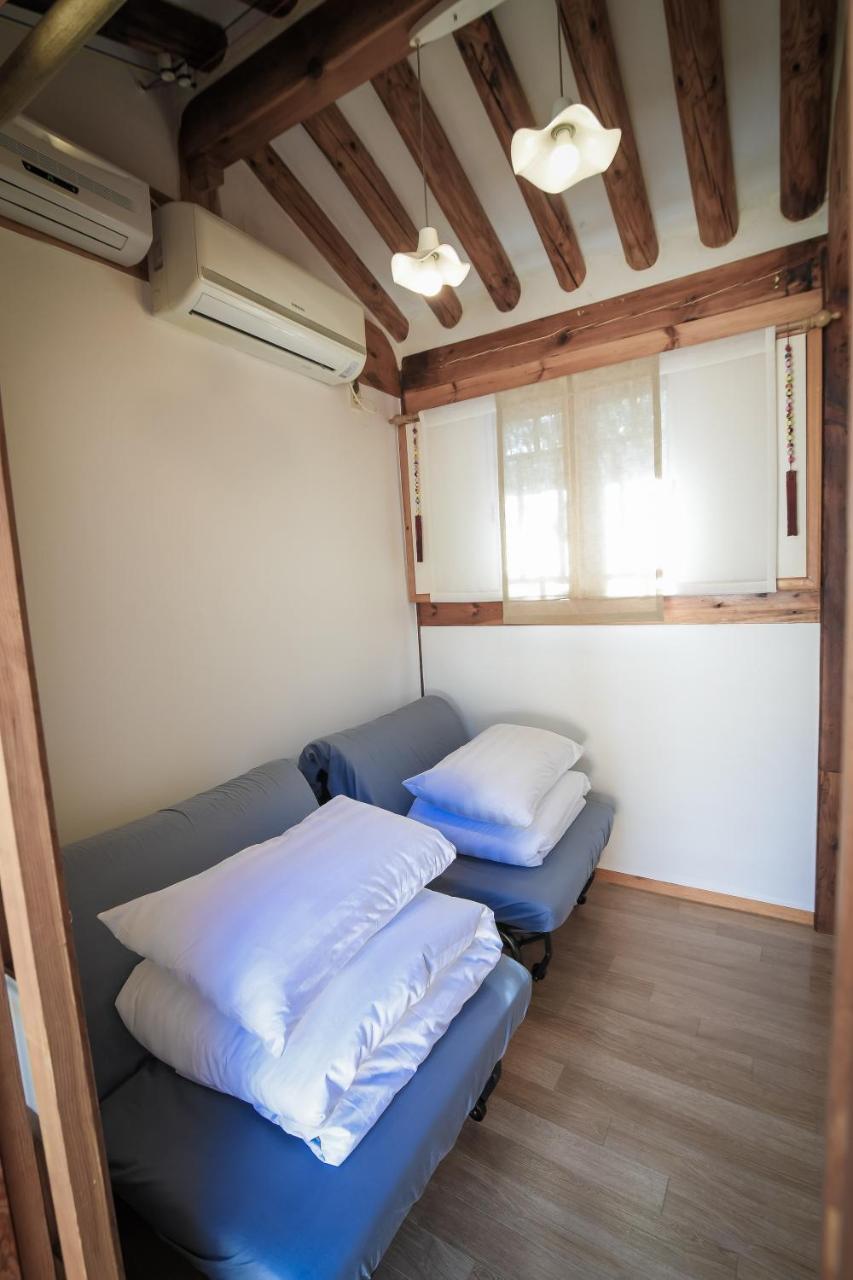 Cheong Yeon Jae Hanok Gasthof 2*